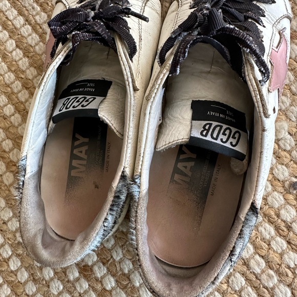 Golden Goose Sneakers - Picture 4 of 8